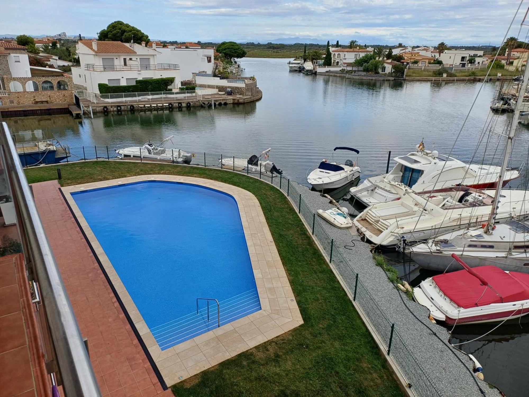 Garbi APARTAMENT 1 5 Roses Dış mekan fotoğraf
